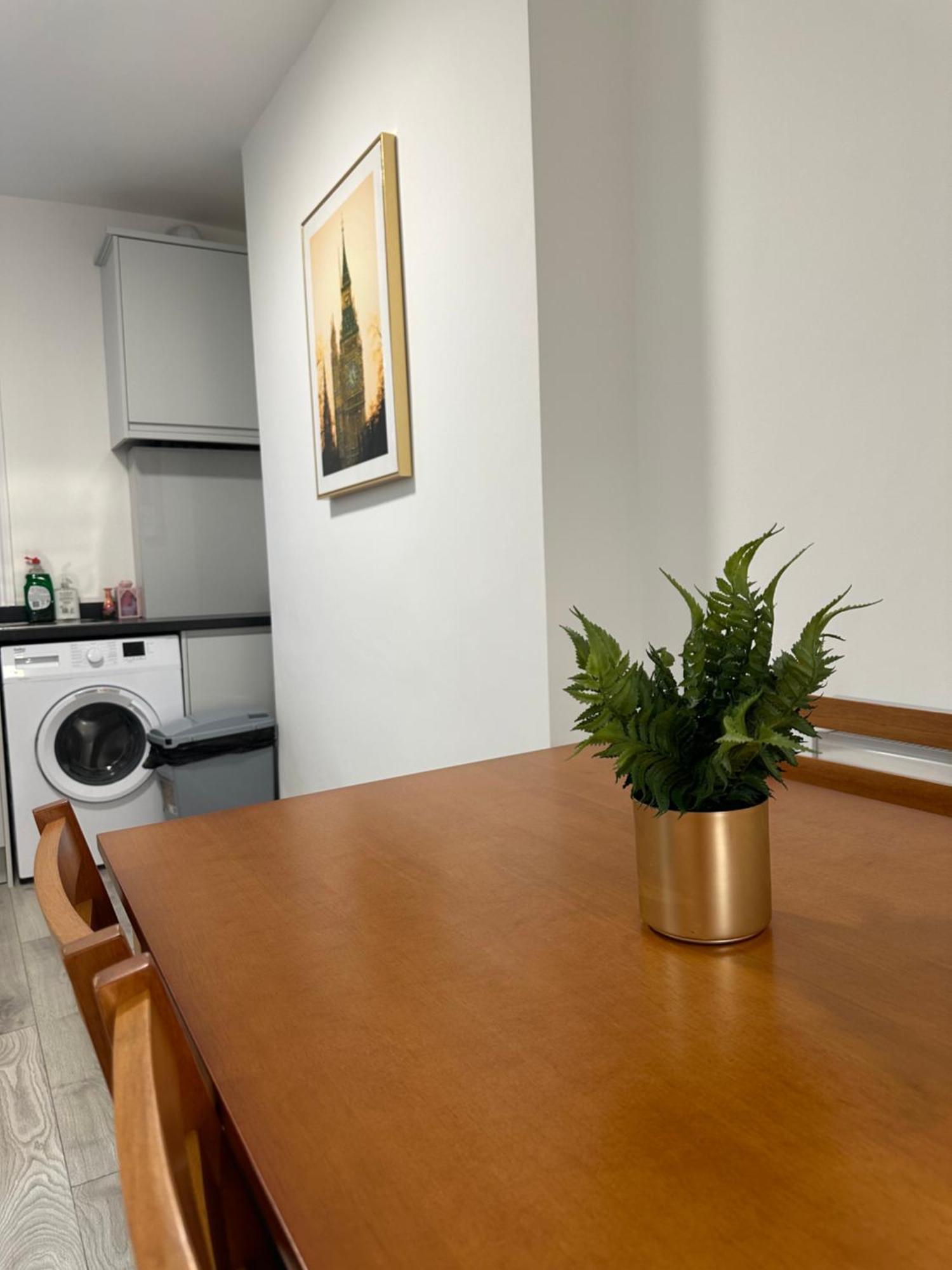 Apartament Stunning Newly Refurbished 1 Bed In Kings Cross, St Pancras!320 Londyn Zewnętrze zdjęcie